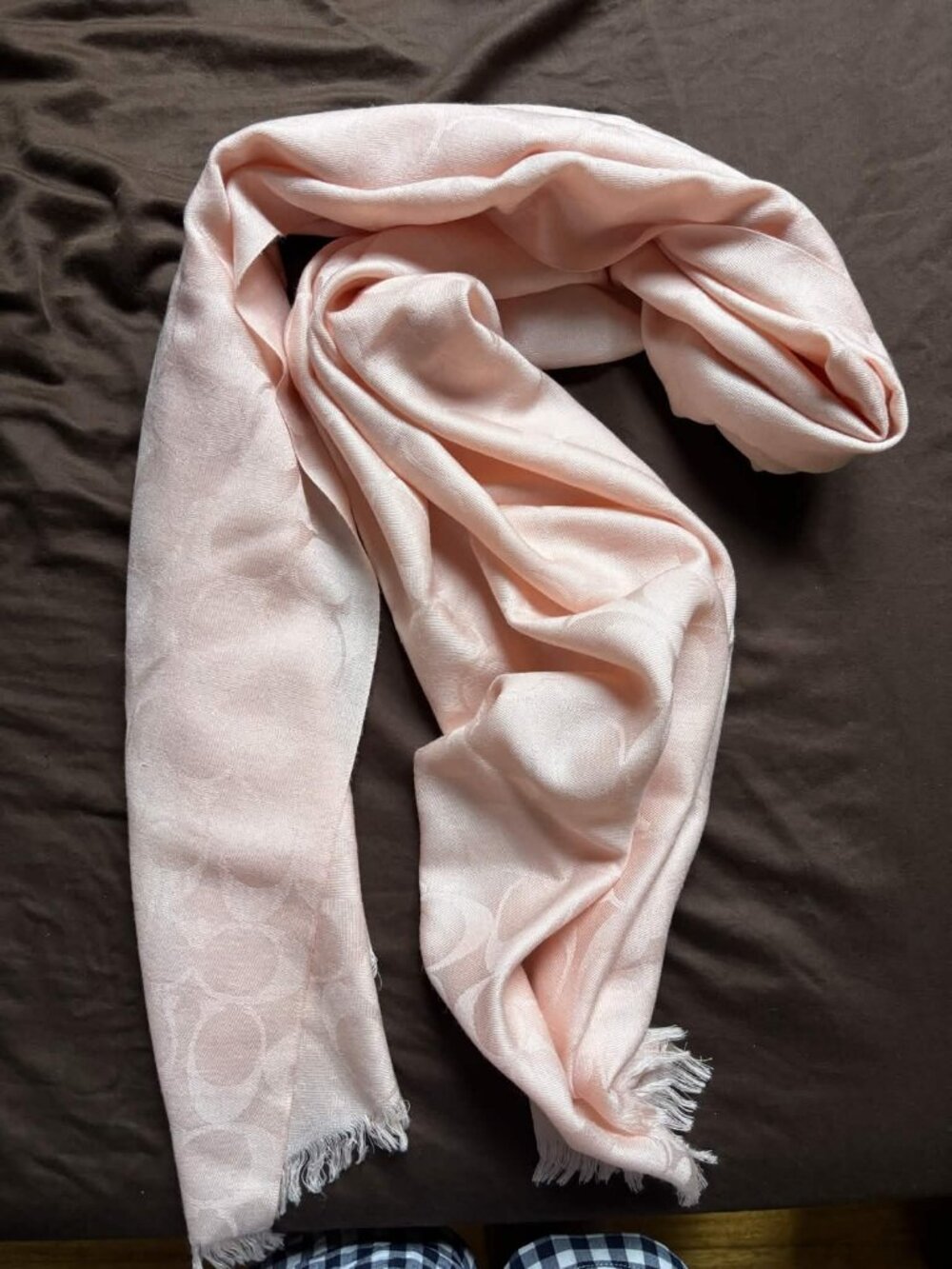 Coach logo light pink scarf - Picture 4 of 4